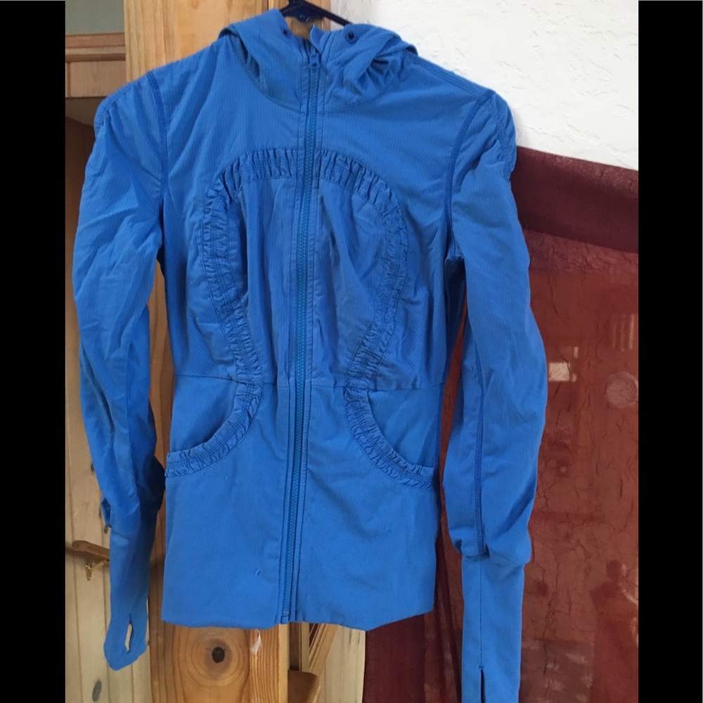 Lulu lemon 4 blue